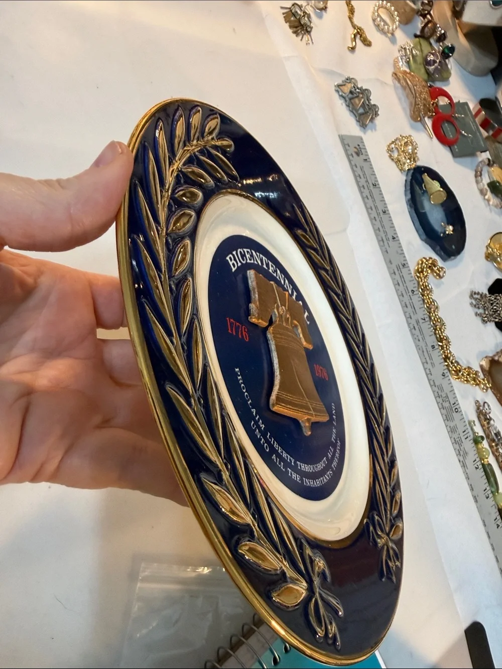 Vintage TST 1776-1976 US Bicentennial Liberty Bell Commemorative Plate GUC